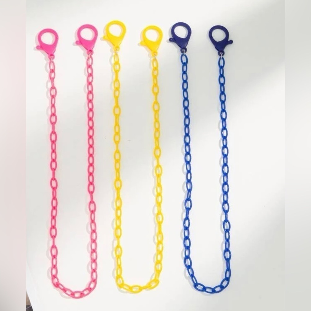 Mask chain necklace or sunglasses clip ons